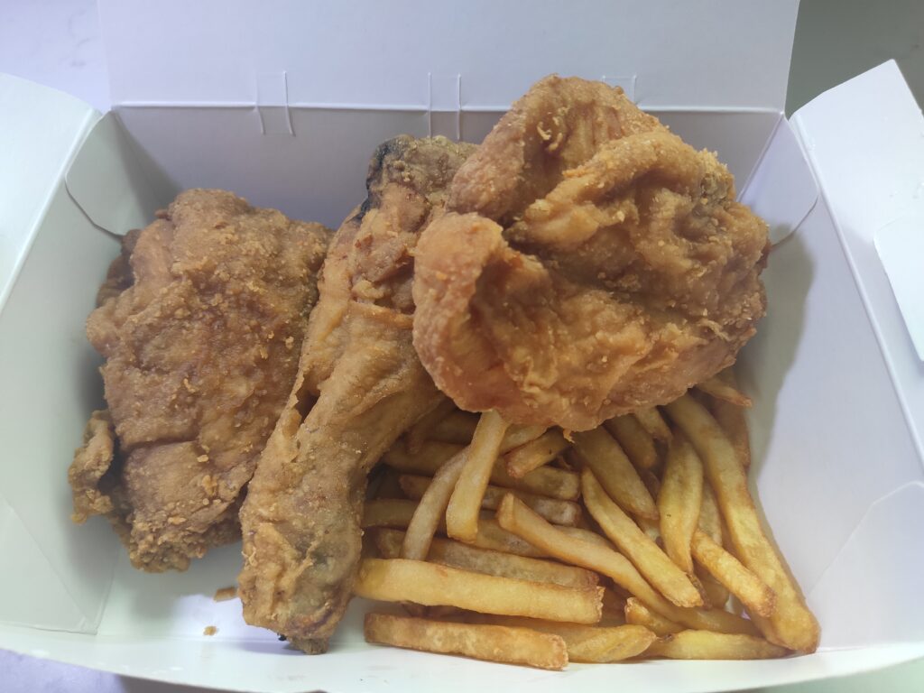 Winner's Fried Chicken: Mixed Chicken Set with Fries