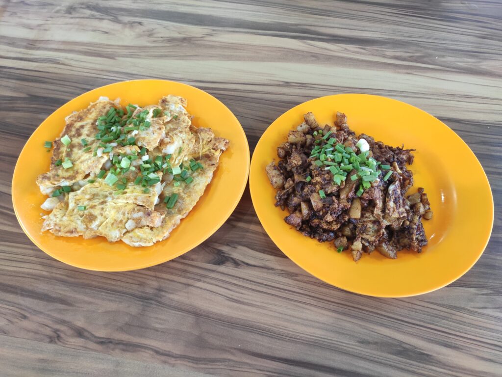 Xin Ong Huat Carrot Cake: Fried Carrot Cake White & Black