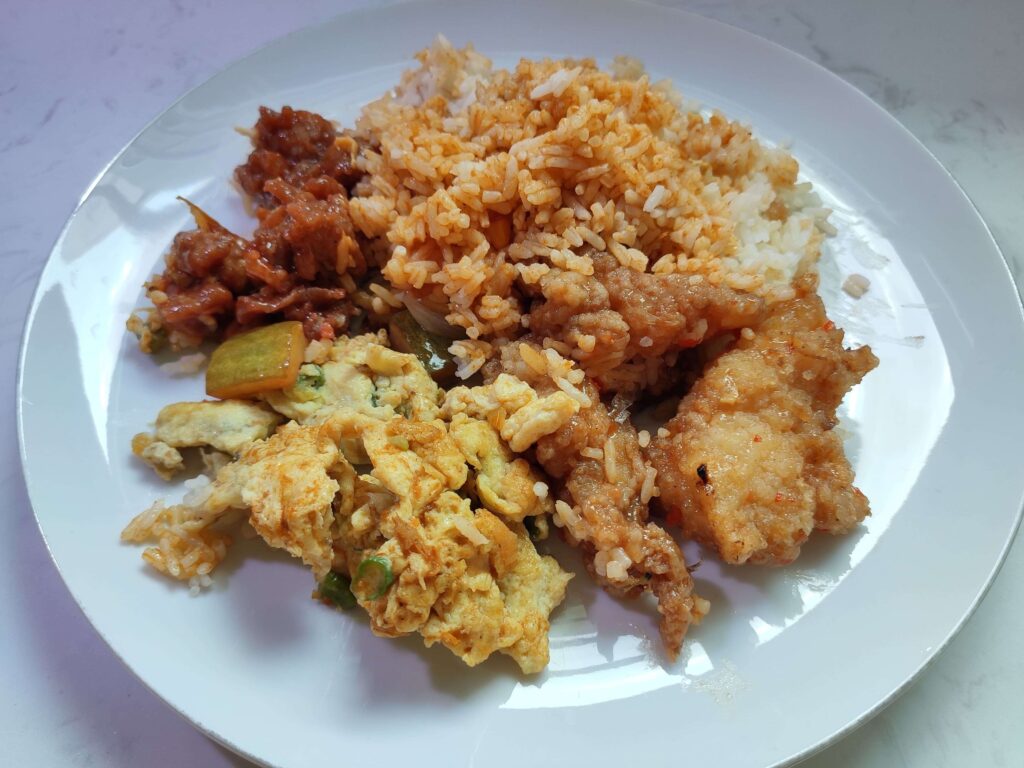 Hup Heng Economic Mixed Vegetable Rice: Curry Rice with Sweet Sour Pork, Lemon Fish & Fried Egg