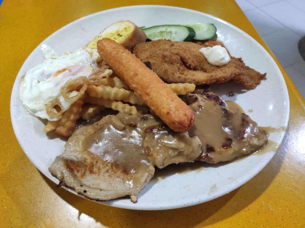 Seng Huat Western Food: Mixed Grill