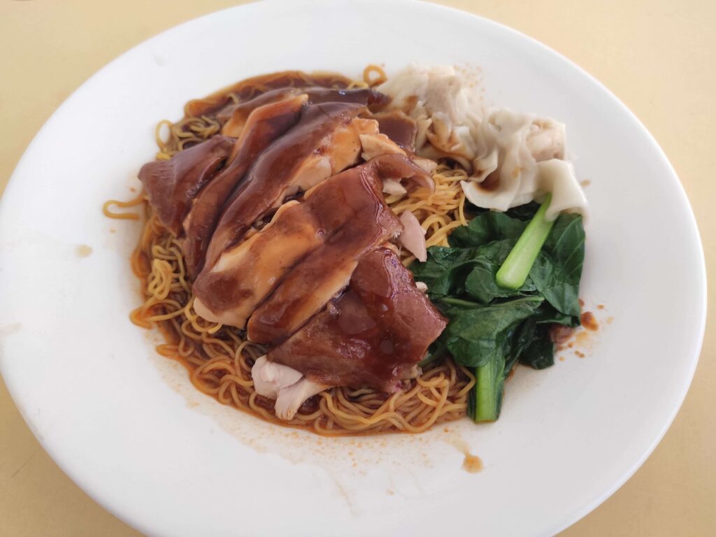 Shi Wei Hong Kong Soy Sauce Chicken: Noodles with Wanton