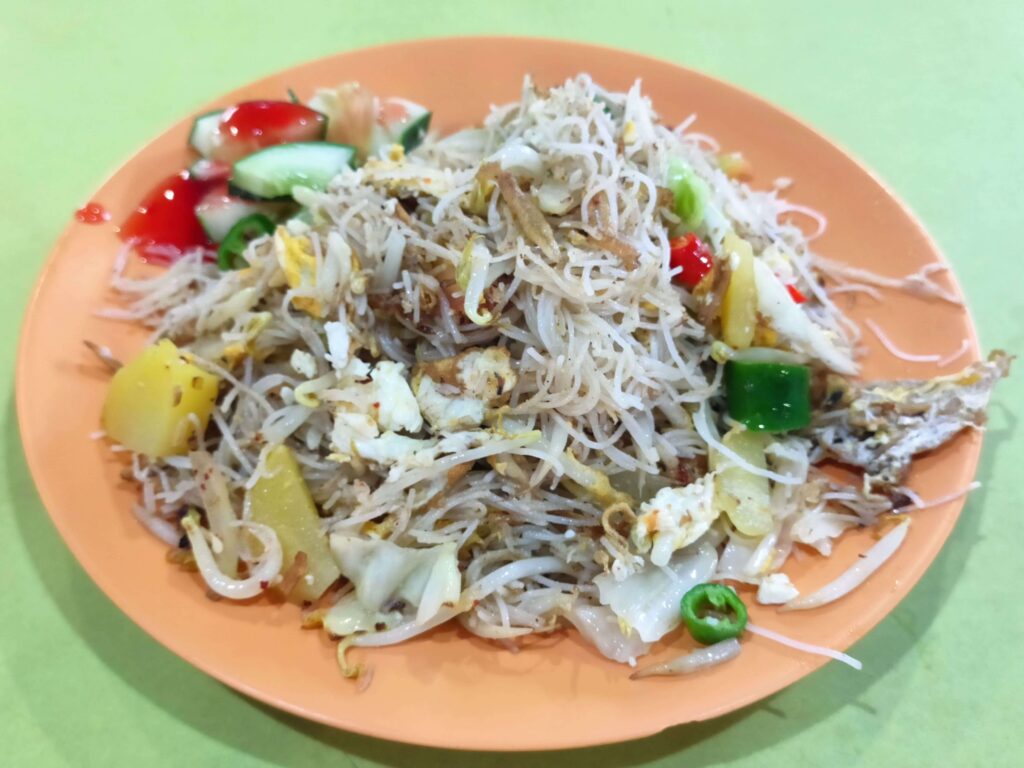 NM Hussain Mee Goreng Stall: Mee Hoon Goreng Ikan Bilis