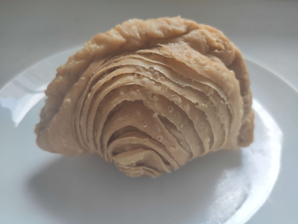 Wang Wang Crispy Curry Puff: Curry Puff