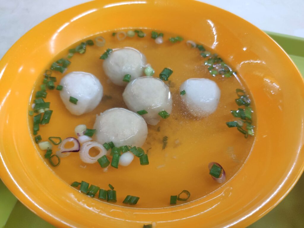 Jia Le Handmade Fishball Noodle: Fishball & Meatball Soup