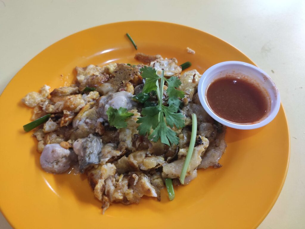 Tanglin Carrot Cake Fried Oyster: Fried Oyster Omelette