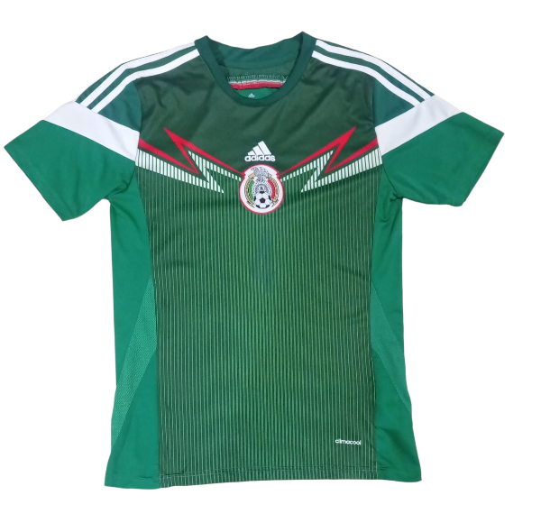 Playera deportiva https://storage.googleapis.com/thefilmvault/web/warehouses_product_images/672948729a6f7a056b05aa8d/672948739a6f7a056b05aae0_medium.JPEG