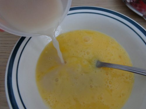 Combining wet ingredients