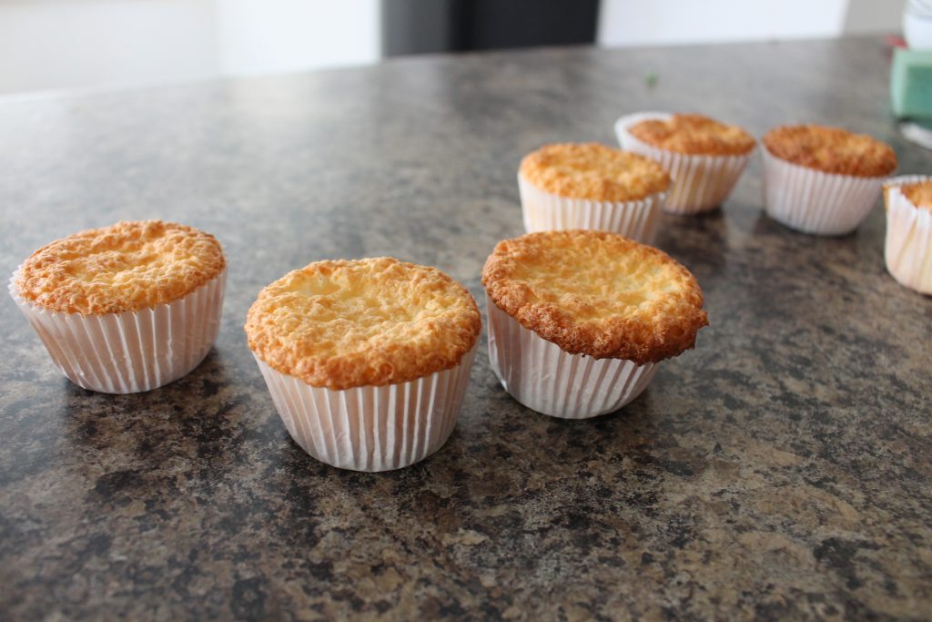 angel food cake muffins