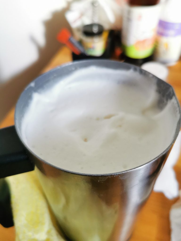foam latte cappucino froth