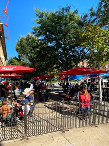 R Public House