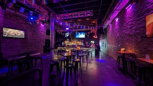 Willy’s Neighborhood Bar