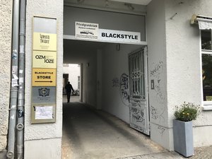 BLACKSTYLE