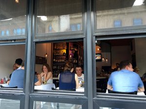 Drew's on Halsted