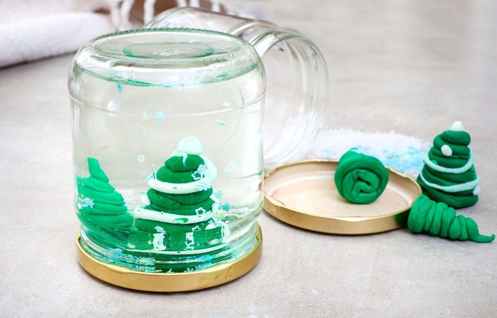 Homemade snow globe