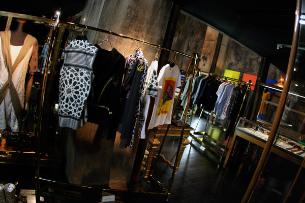 thehundreds_japan0108_53.jpg