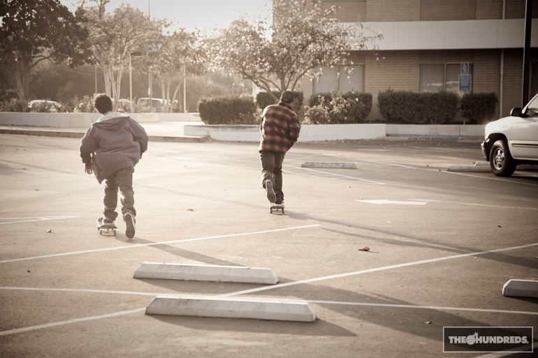 skatefall09_thehundreds2