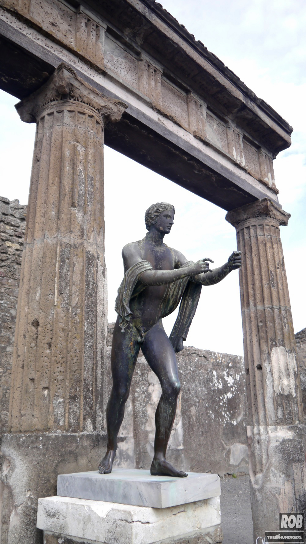 So I just meditate at the home in Pompeii - The Hundreds