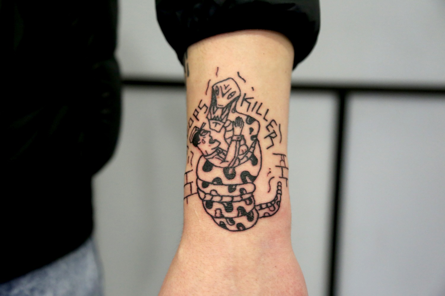 London Bridge :: Sang Bleu Tattoo Studio - The Hundreds