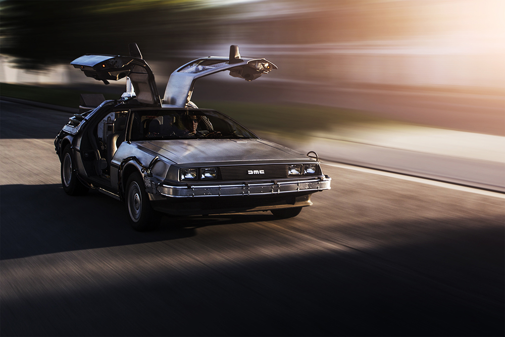 DELOREAN DMC 12 летающий