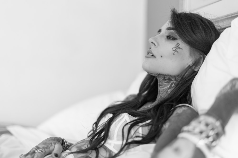 Monami Frost, Meeting Monami Frost, tattooed babes, face tattoos babes, 