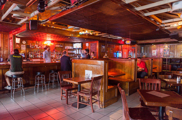 The 9 Best Dive Bars In Atlanta According To An Insane Person The Hundreds