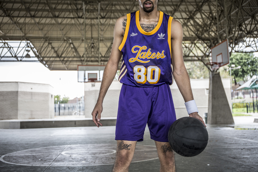 lakers hundreds jersey