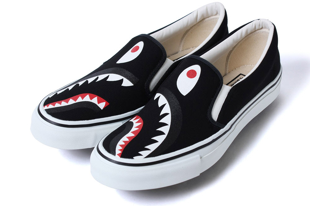 bape shark slippers