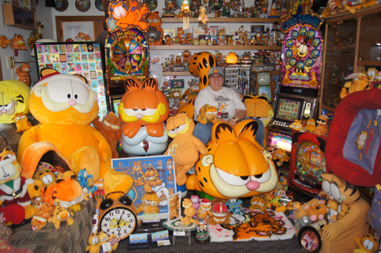 big garfield plush