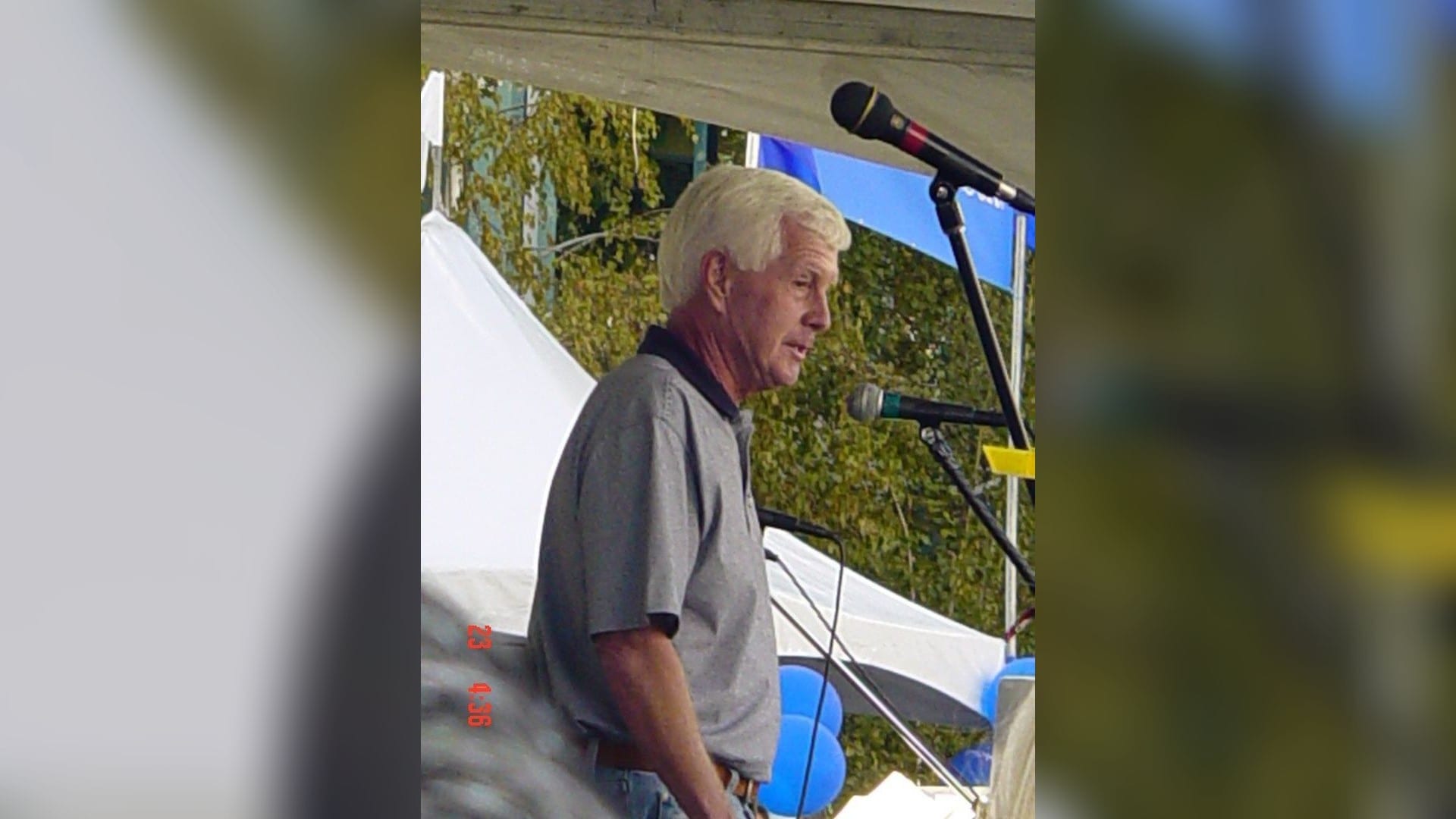 David Duffield speaking at a PeopleSoft event in 2005