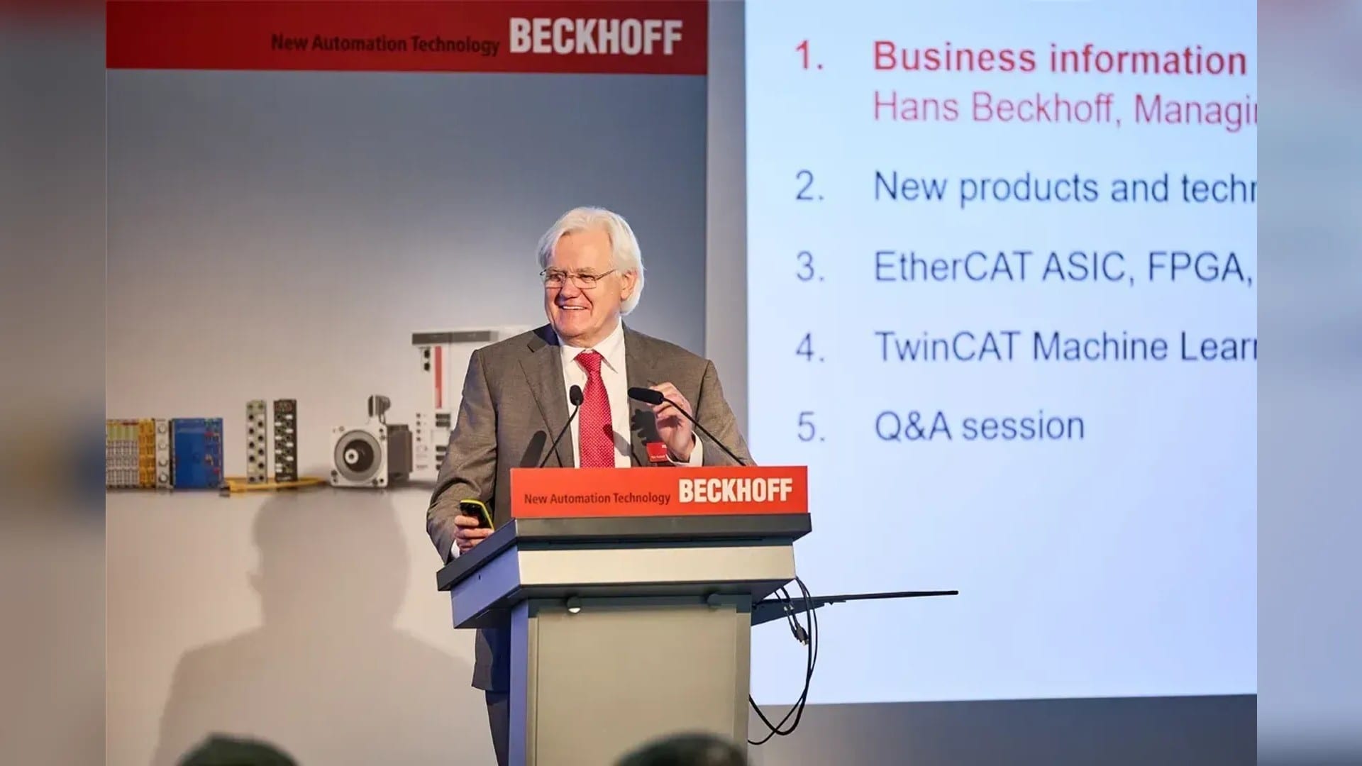 Hans Beckhoff, founder of Beckhoff Automation, speaking at the SPS trade fair press conference in Nuremberg