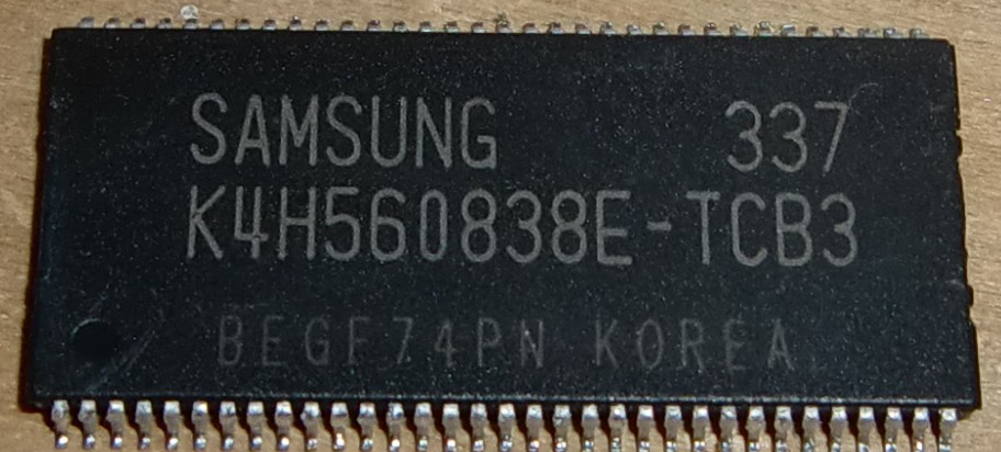 Top view of a packaged Samsung DRAM chip
