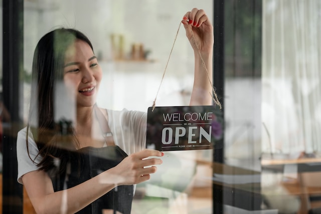 WelcomeSign.jpg