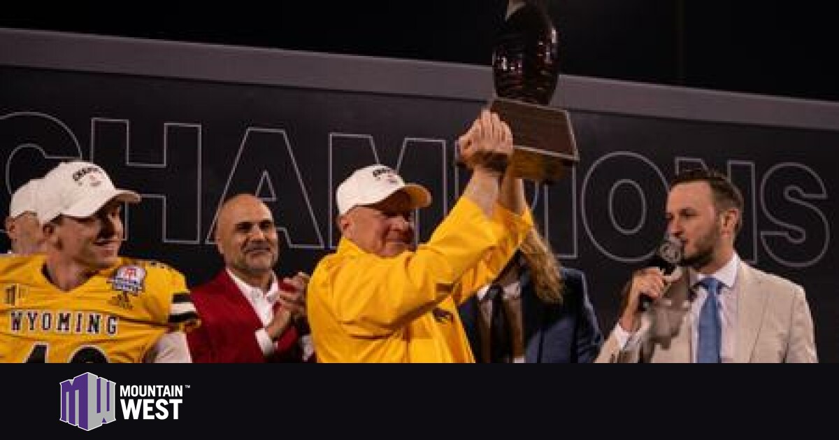 Wyoming Cowboys Walk Off a 16-15 Victory  in the Barstool Sports Arizona Bowl