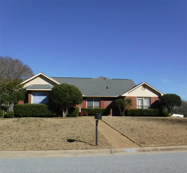 4439 Florence Dr