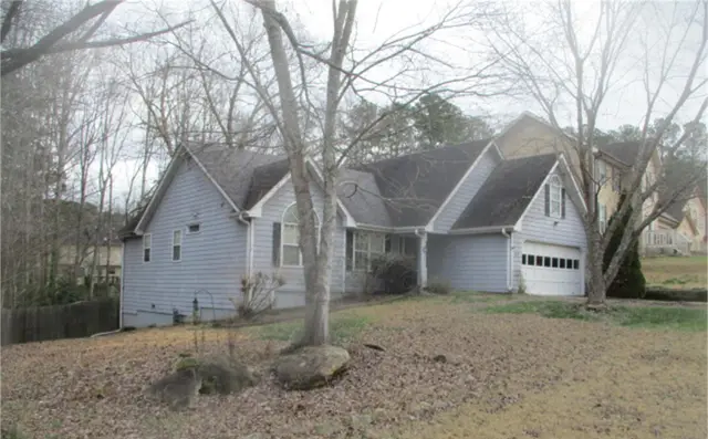 2705 Trotters Pointe Dr