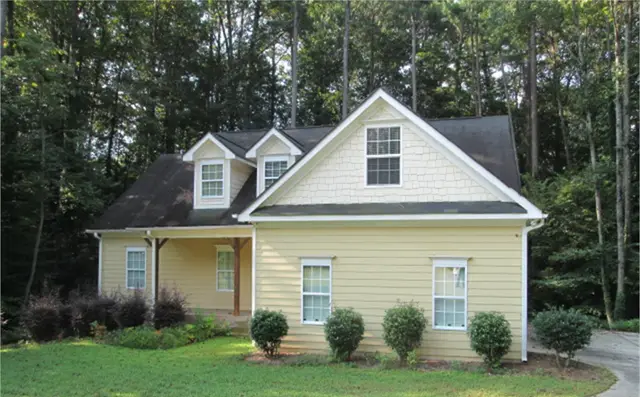 551 Rockbridge Rd NW