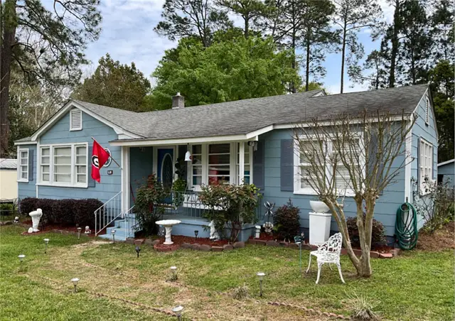 815 Tyson Ave