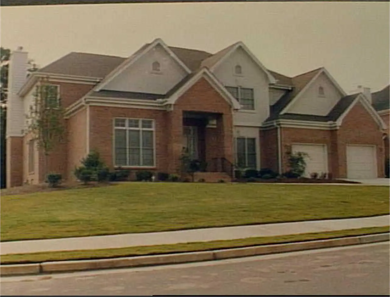 5022 Audley Ln — photo 1 of 1