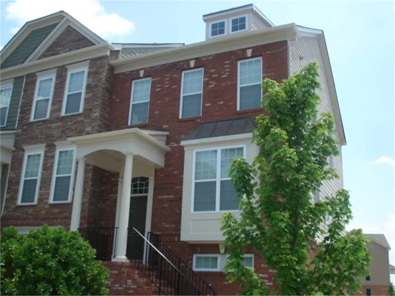 2085 Wylmoor Way — photo 1 of 1