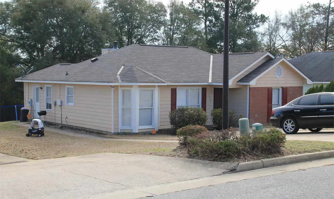 784 Crestline Dr — photo 1 of 1