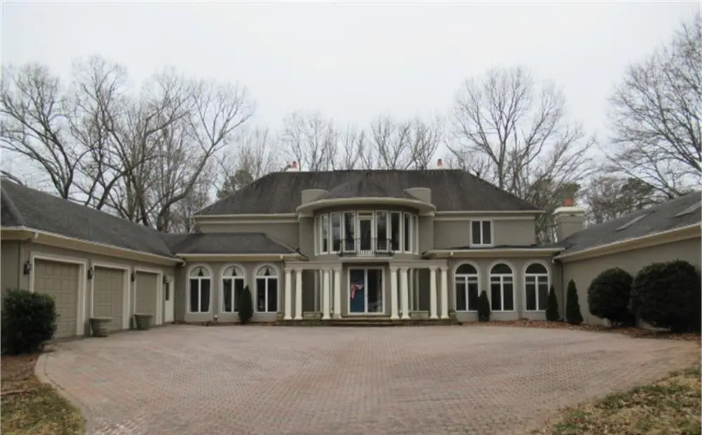 1303 Henderson Mill Rd — photo 1 of 3