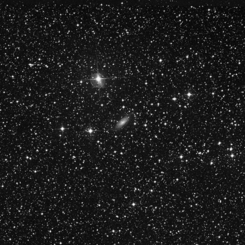 Image of NGC 5833 - Barred Spiral Galaxy in Apus star