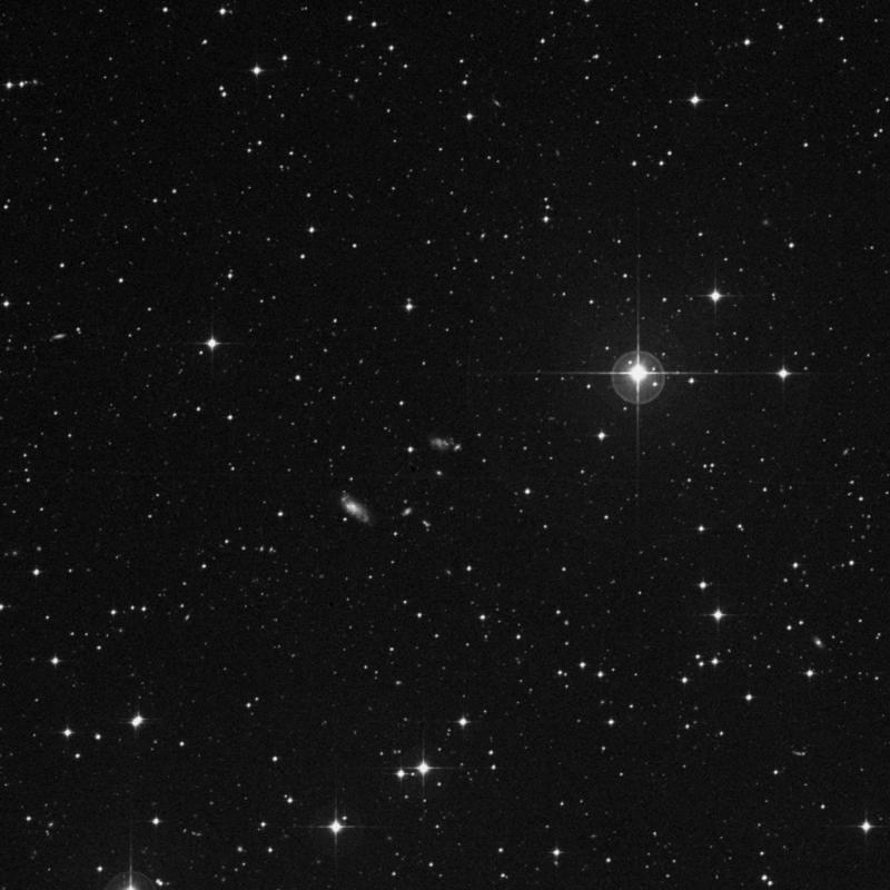 Image of IC 2071 - Group of Galaxies in Dorado star