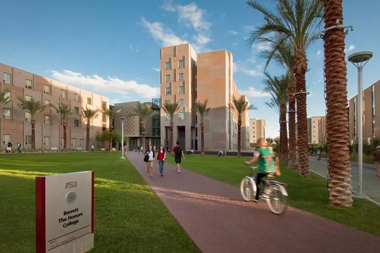 Barrets_The_Honors_College.webp