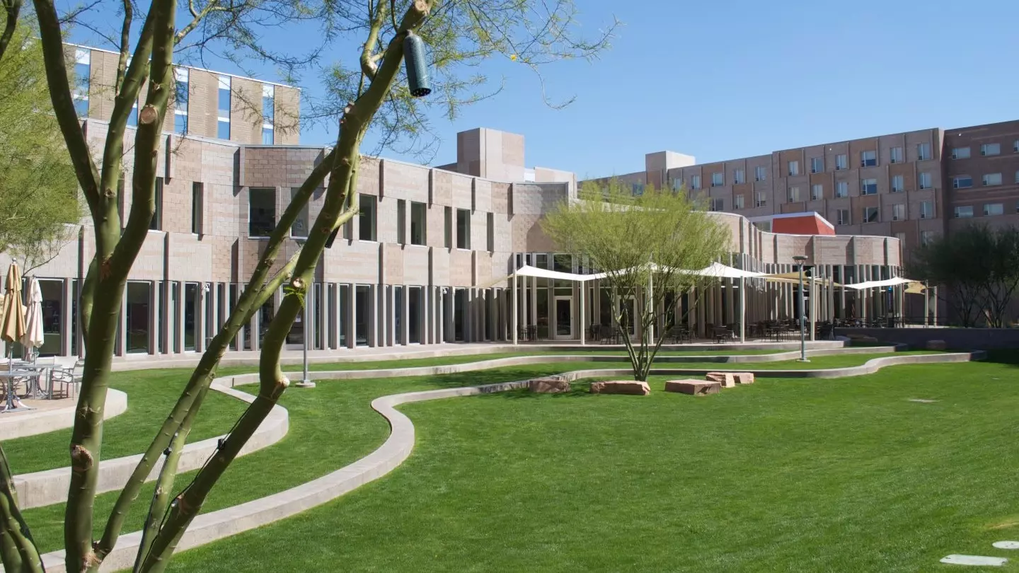 Barrets_Honors_College.webp