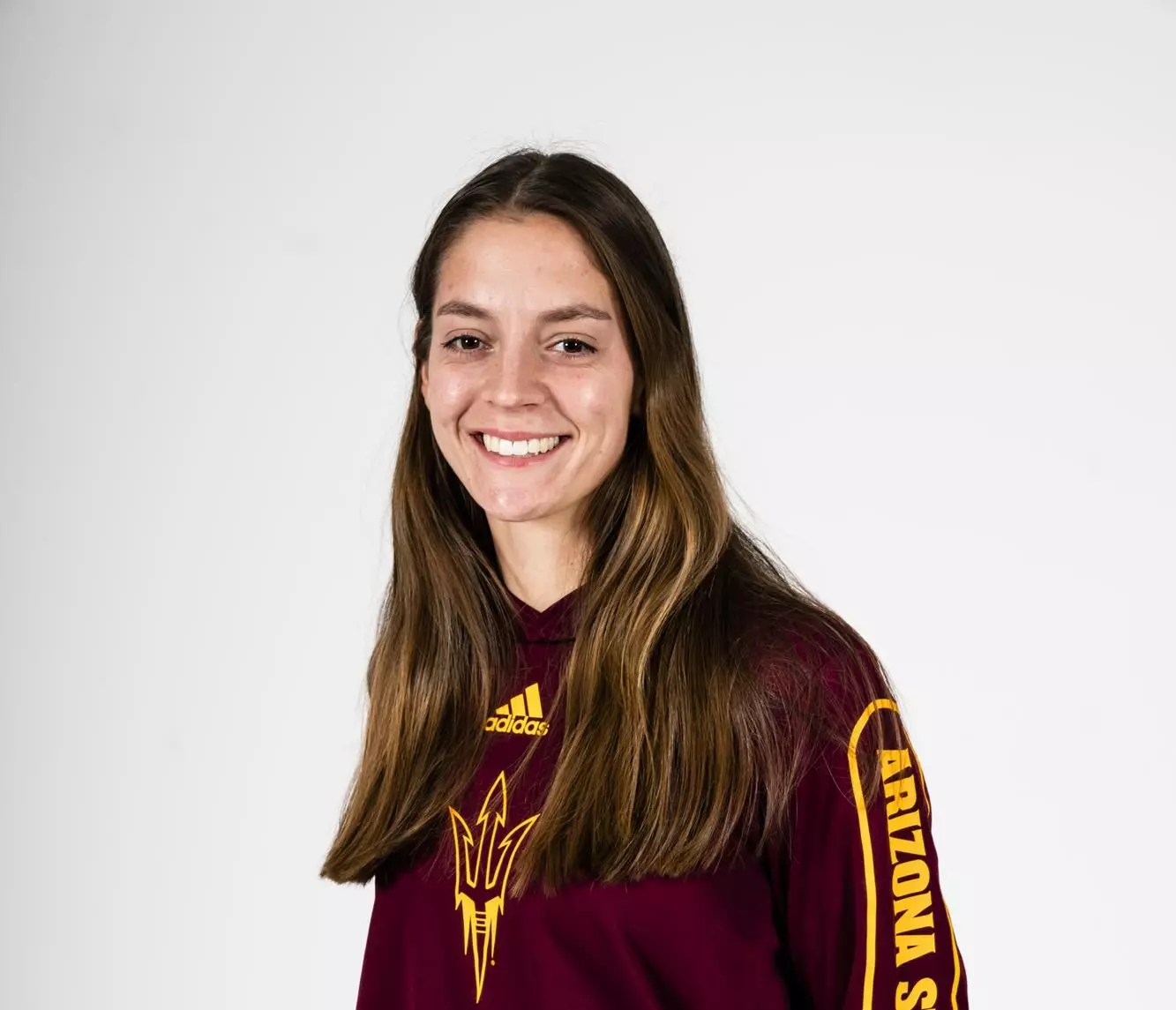 EMILY-GLAGOLEV.webp