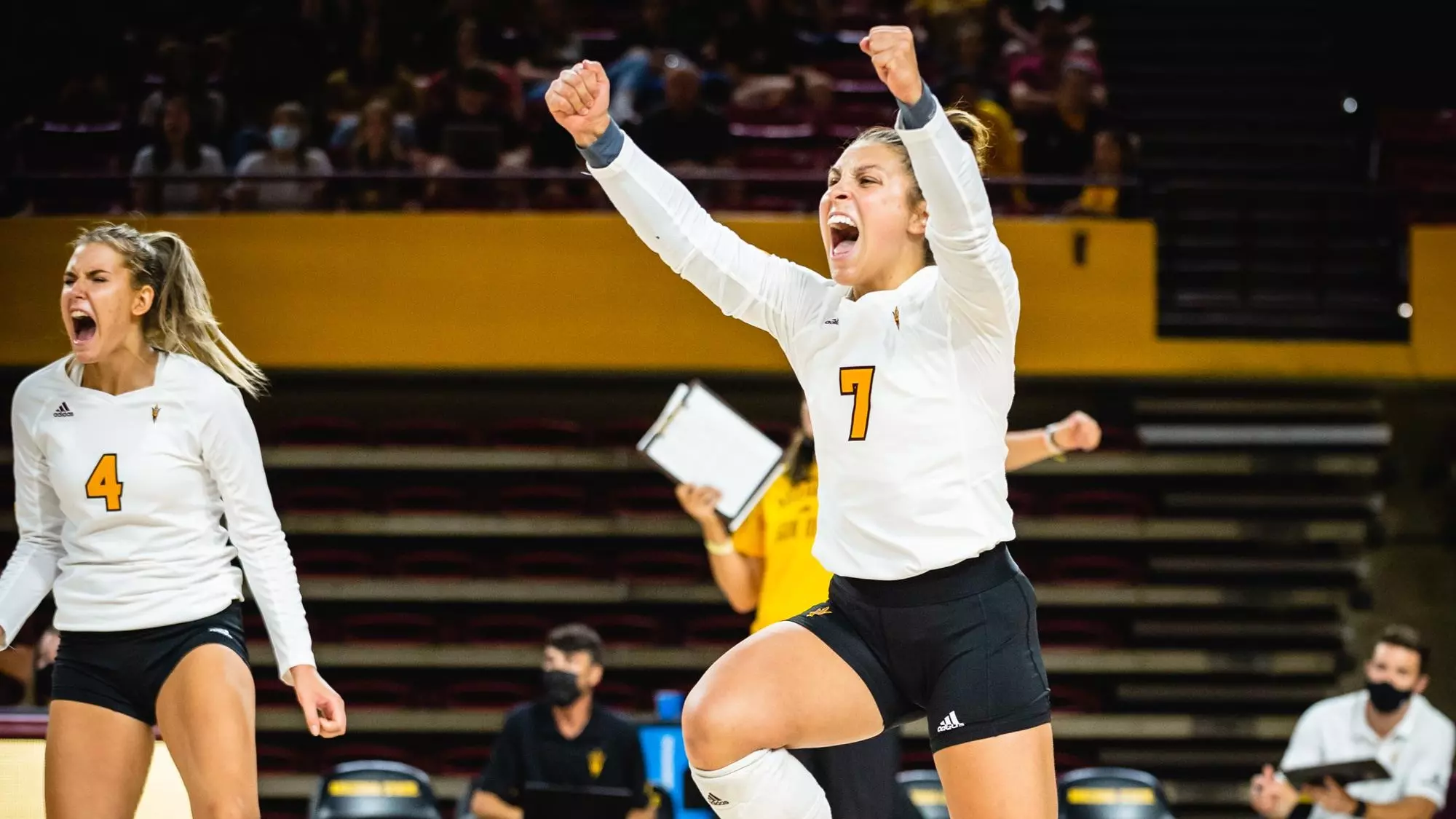 Sun-Devil-Volleyball-celebrate2.webp