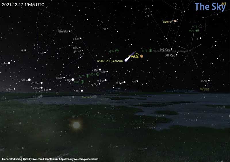 Comet Leonard and Venus on December 17 2021 from a location at 35 degrees latitude South.