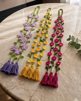 Phool Parandi — Floral Crochet Hair Parandi