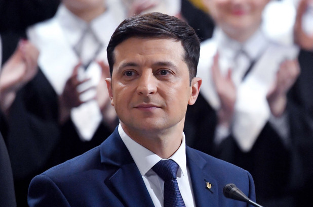 a88de8f1 volodymyr zelensky Ukrainian Comedian Zelensky Wins Presidential Poll